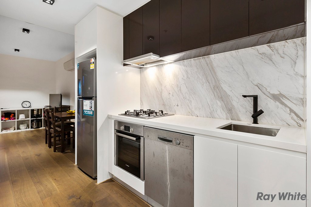 114/101 Tram Road, Doncaster image 5