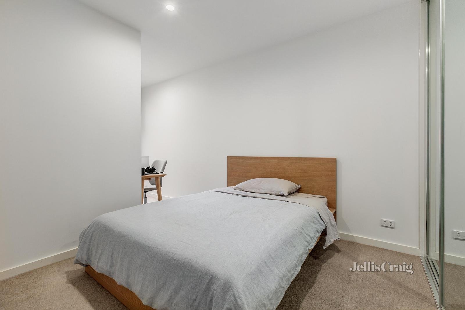 114/16 Bent Street, Bentleigh image 7