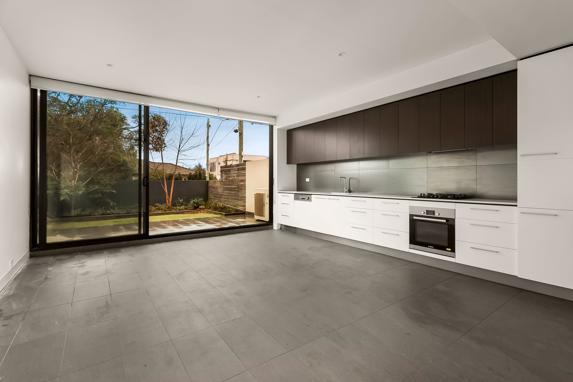 Property Gallery Thumbnail 2