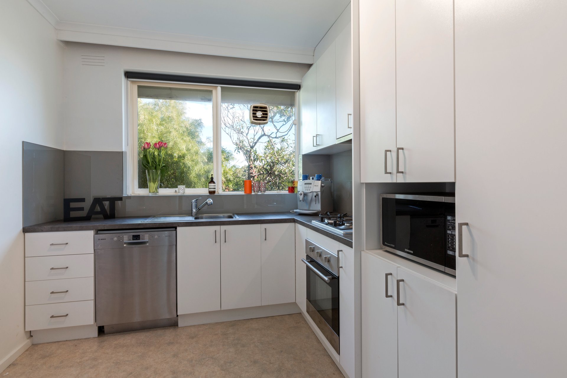 Property Gallery - Main Image