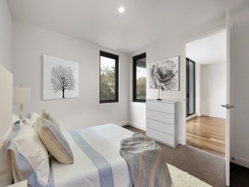 114/201 Whitehorse Road, Balwyn image 4