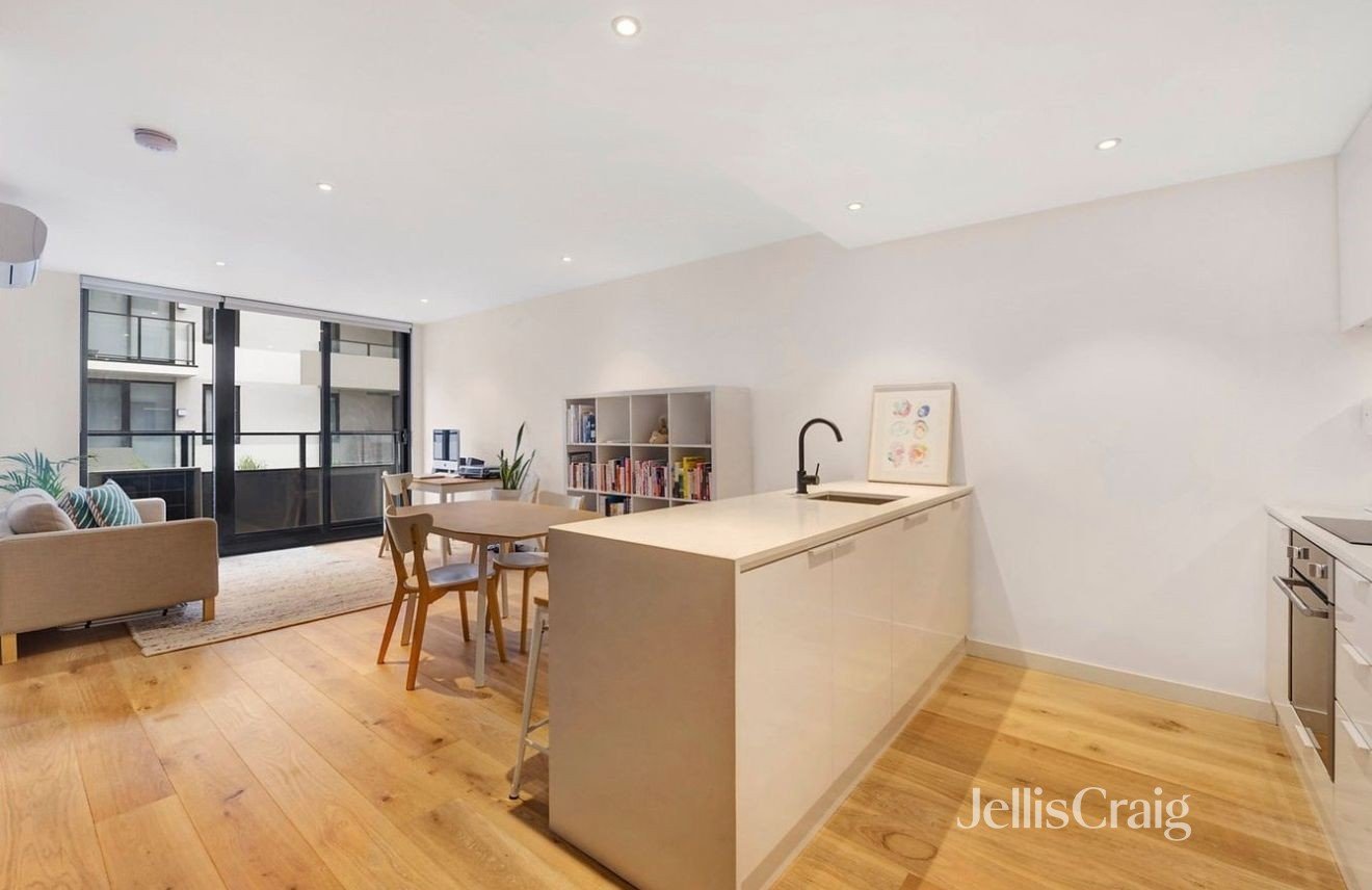 114/22 Barkly Street, Brunswick&nbsp;East image 2