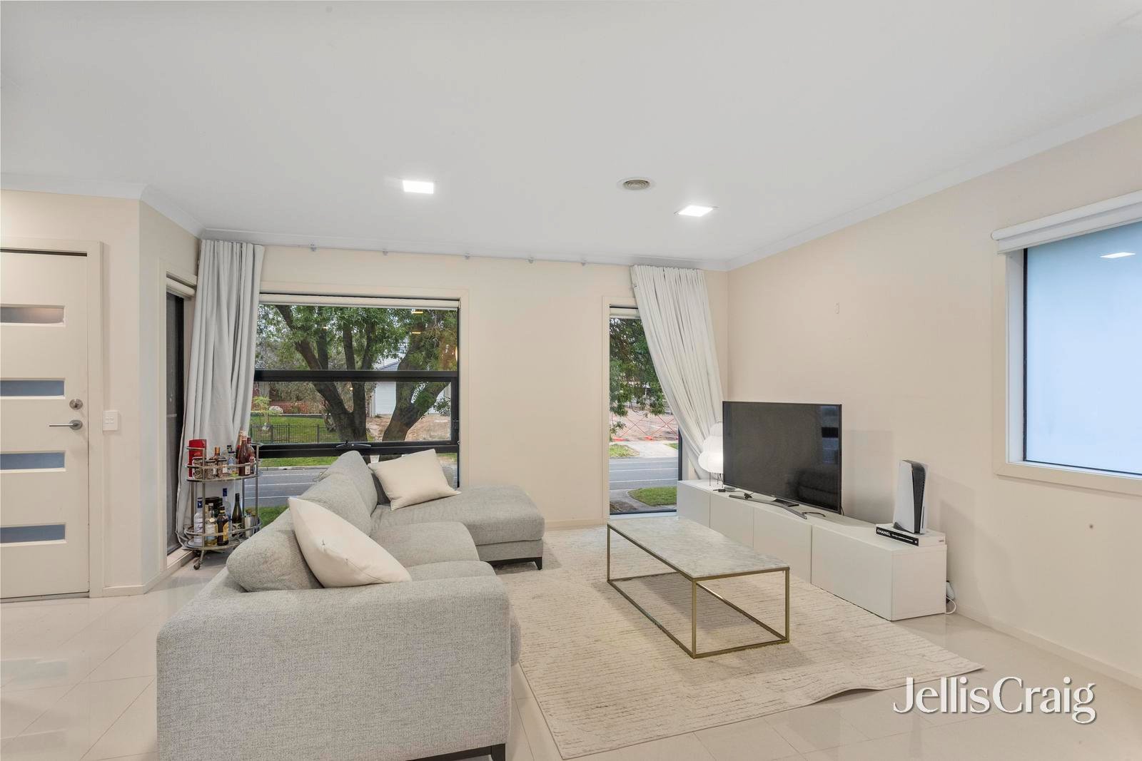 1/143 Power Avenue, Chadstone image 2