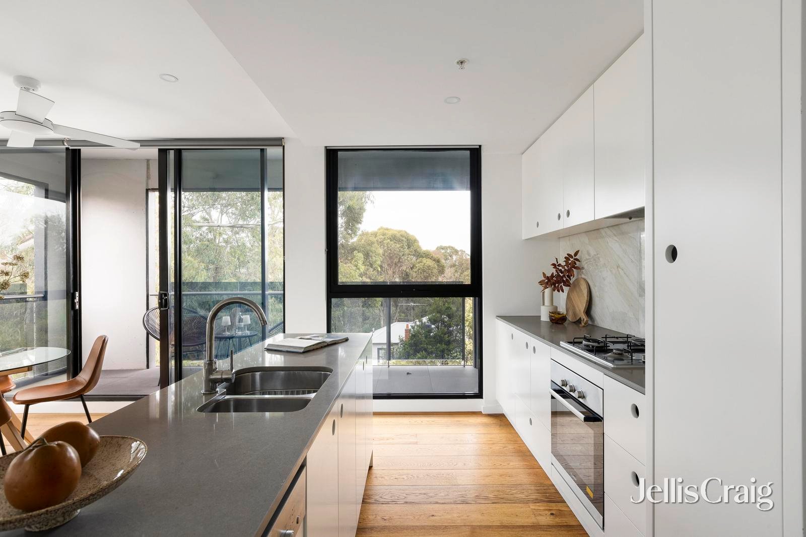 114/392 St Georges Road, Fitzroy North image 5