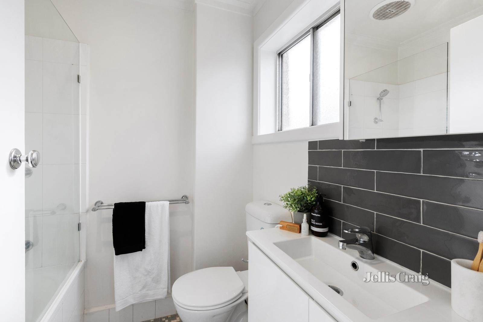 11/44 Type Street, Richmond image 5