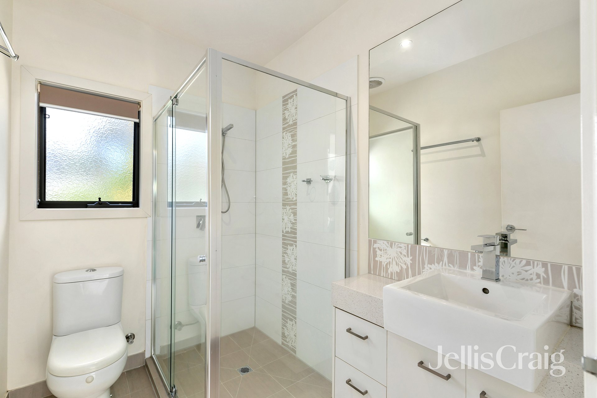 1/145 Sherbourne Road, Montmorency image 8