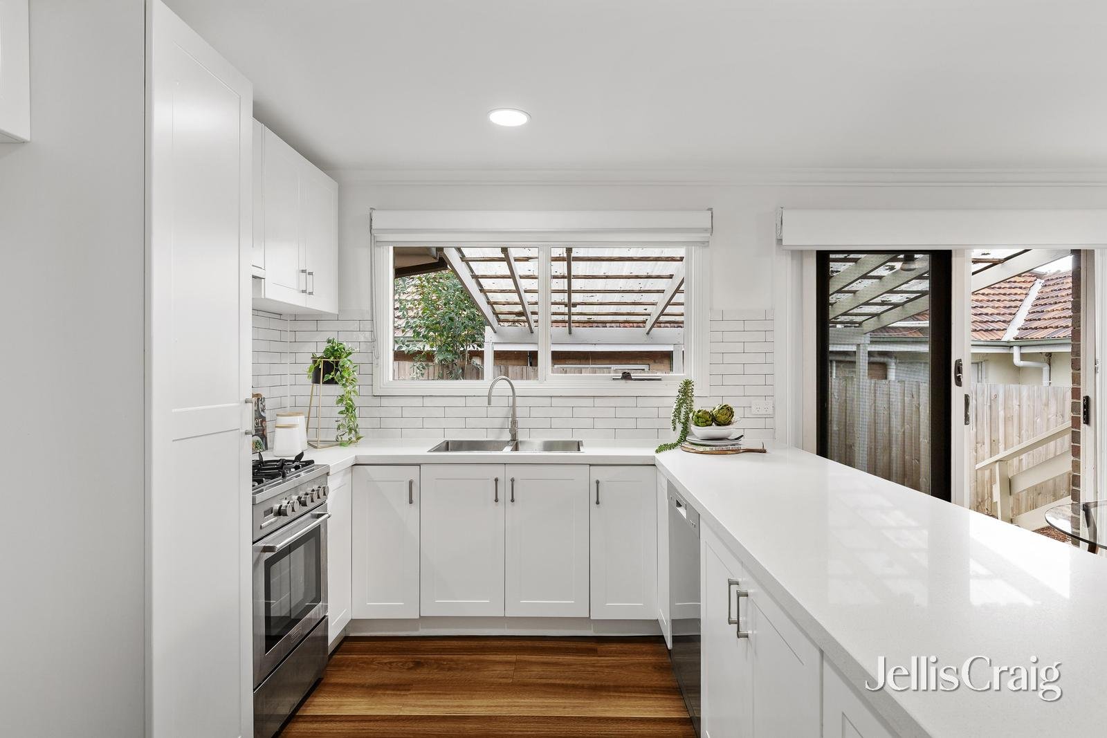 1/145 Summerhill Road, Glen&nbsp;Iris image 5