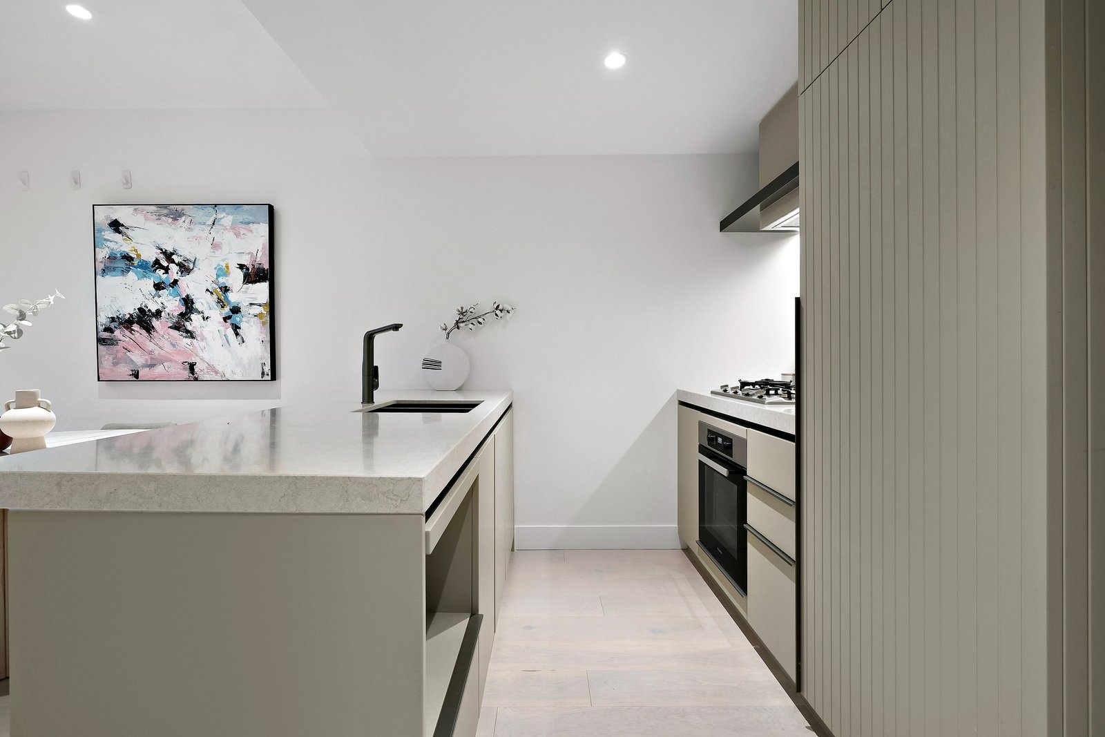 Property Gallery Thumbnail 4