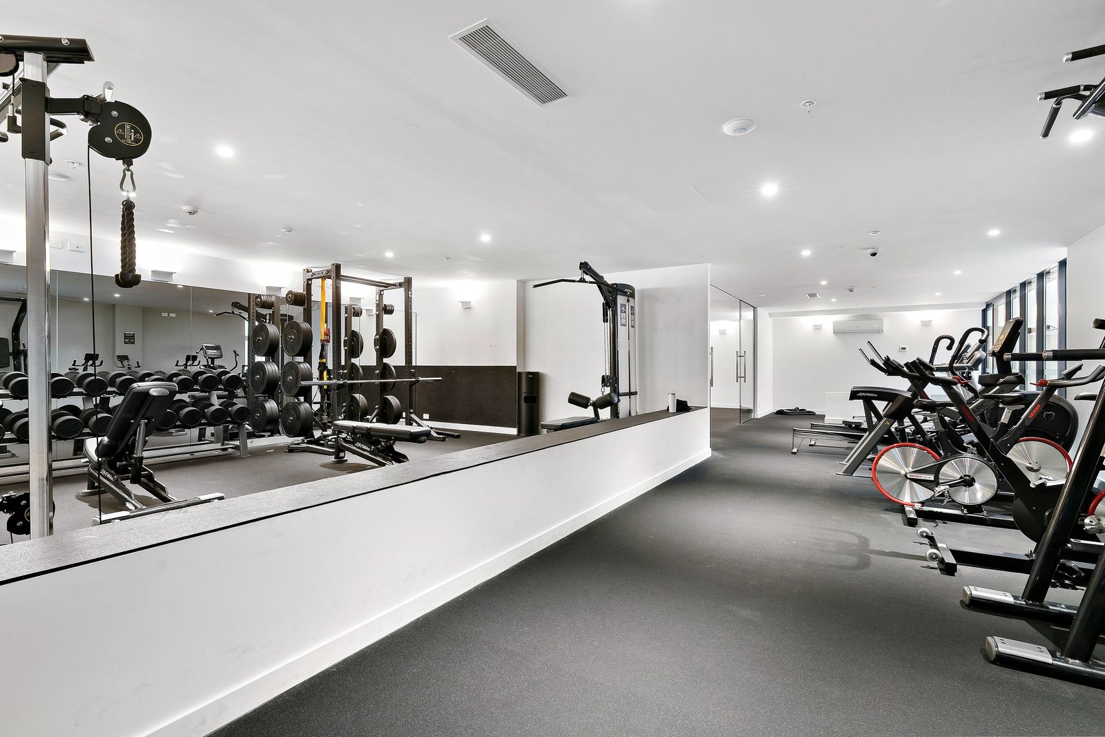 Property Gallery Thumbnail 7