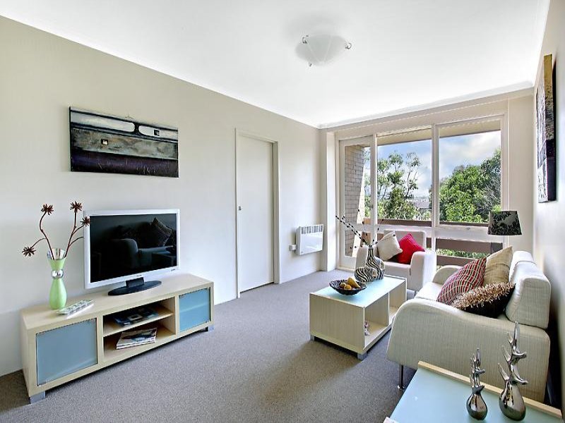 11/47 Rose Street, Box Hill image 3