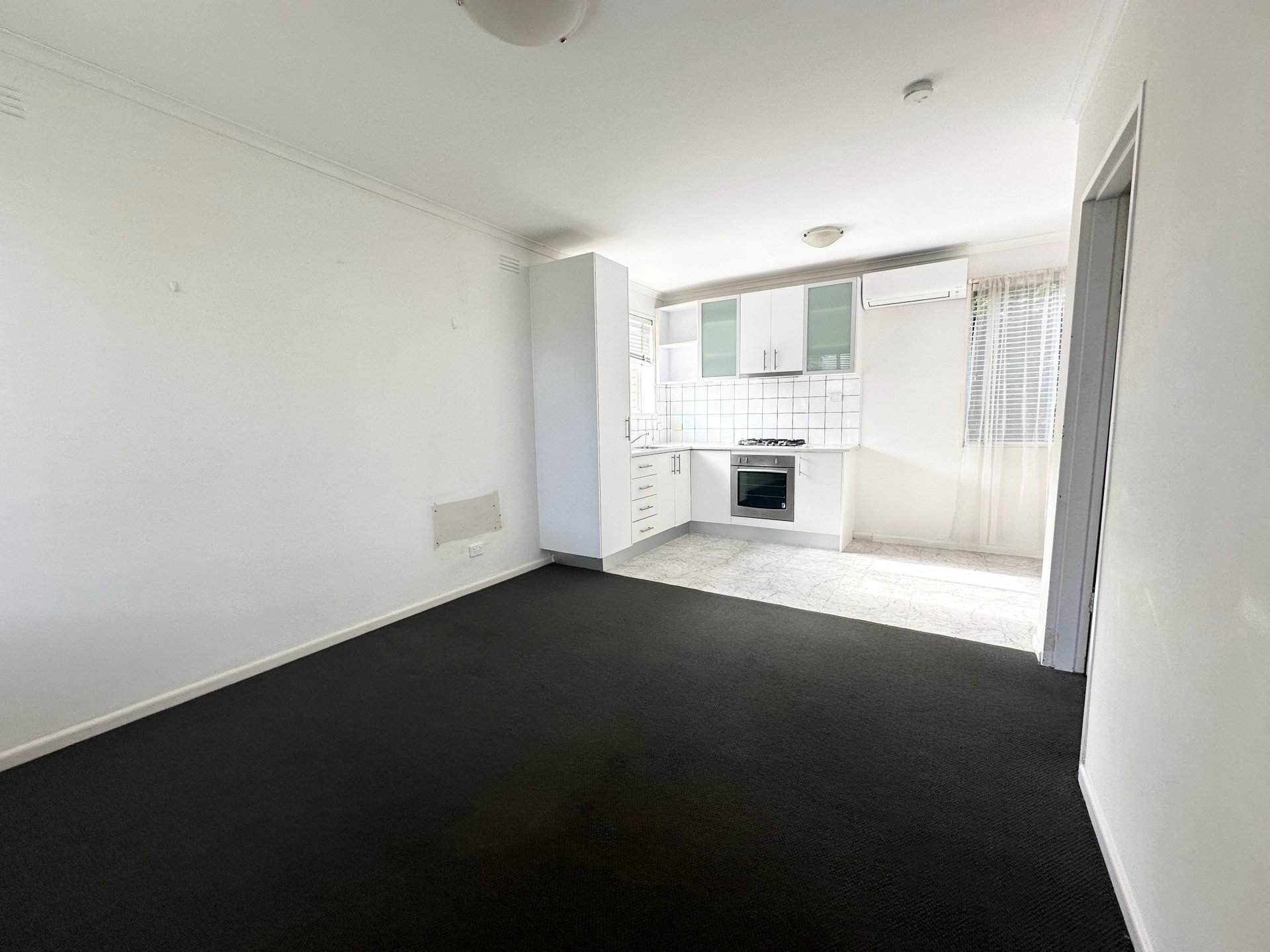 1/147 Westgarth Street, Northcote image 3