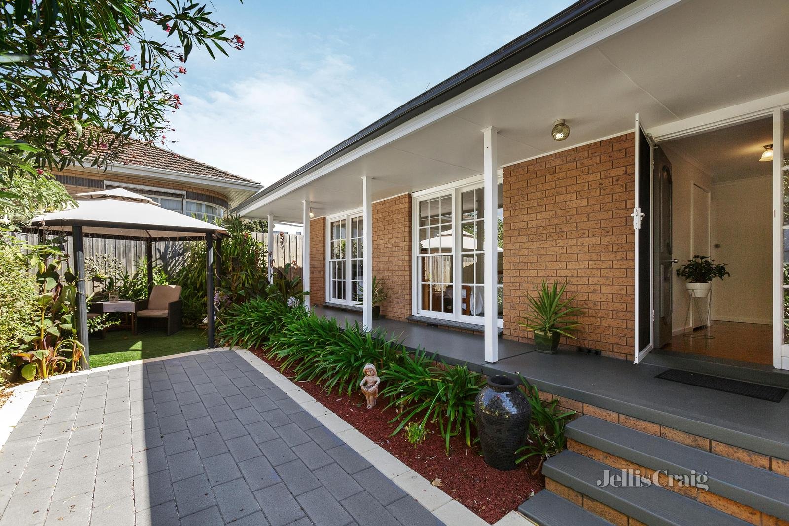 1/147 Willsmere Road, Kew image 1