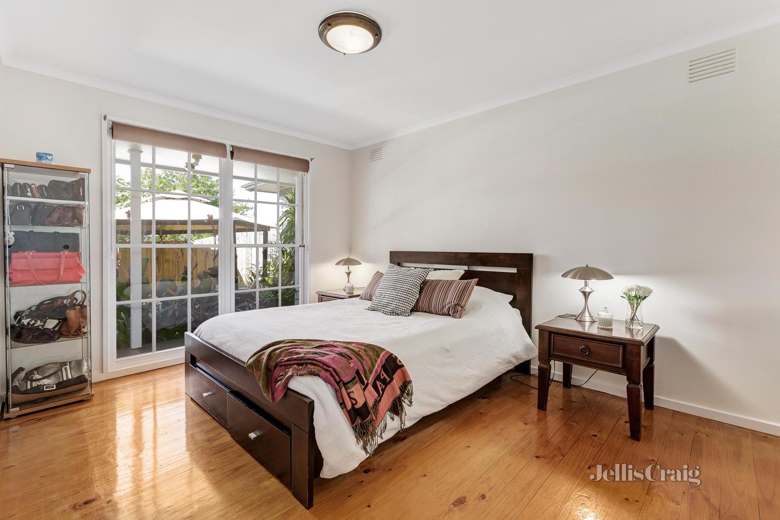 1/147 Willsmere Road, Kew image 4