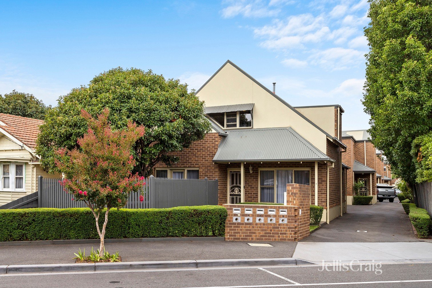 1/148 Douglas Parade, Williamstown image 1