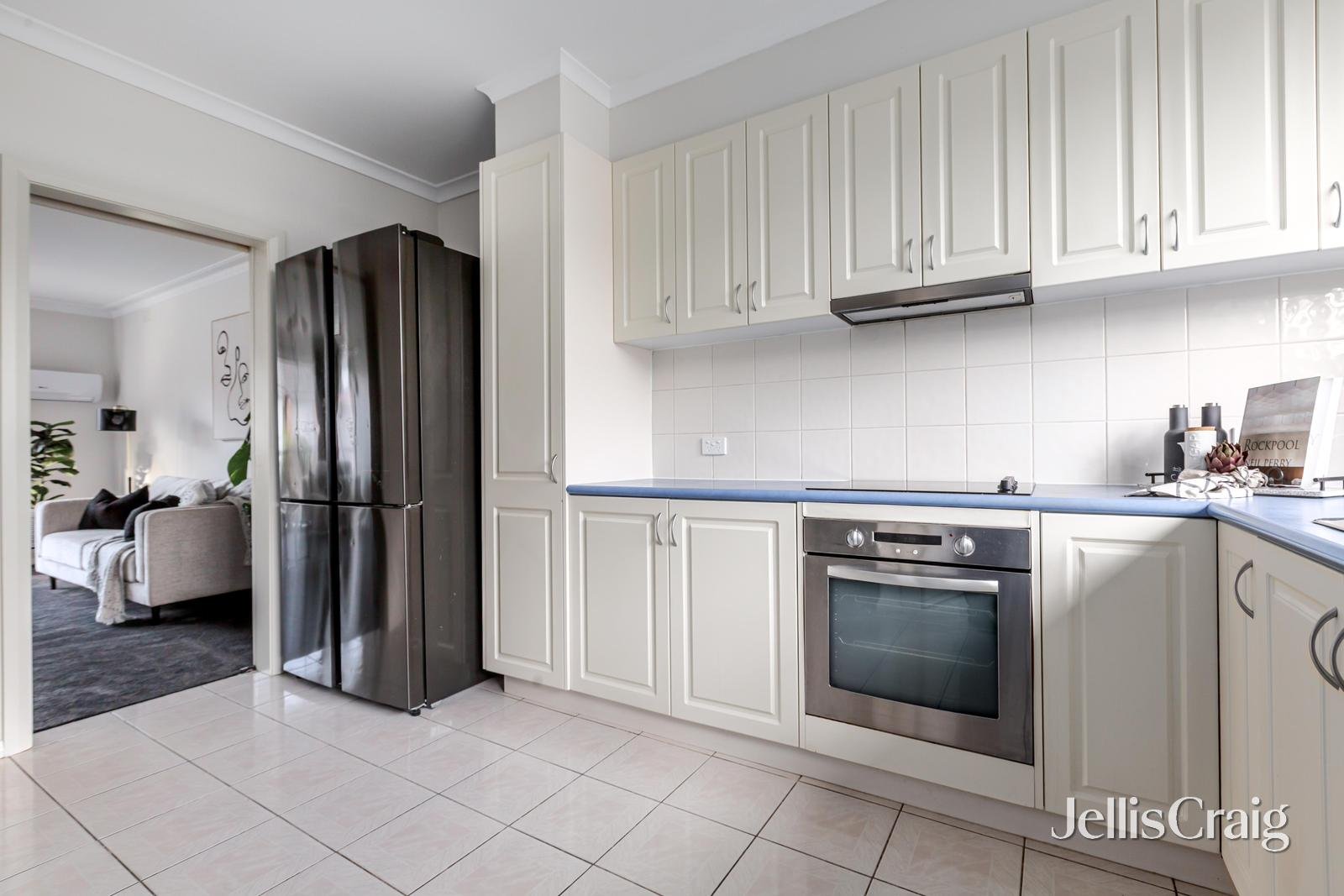 11/48 Locksley Road, Ivanhoe image 3