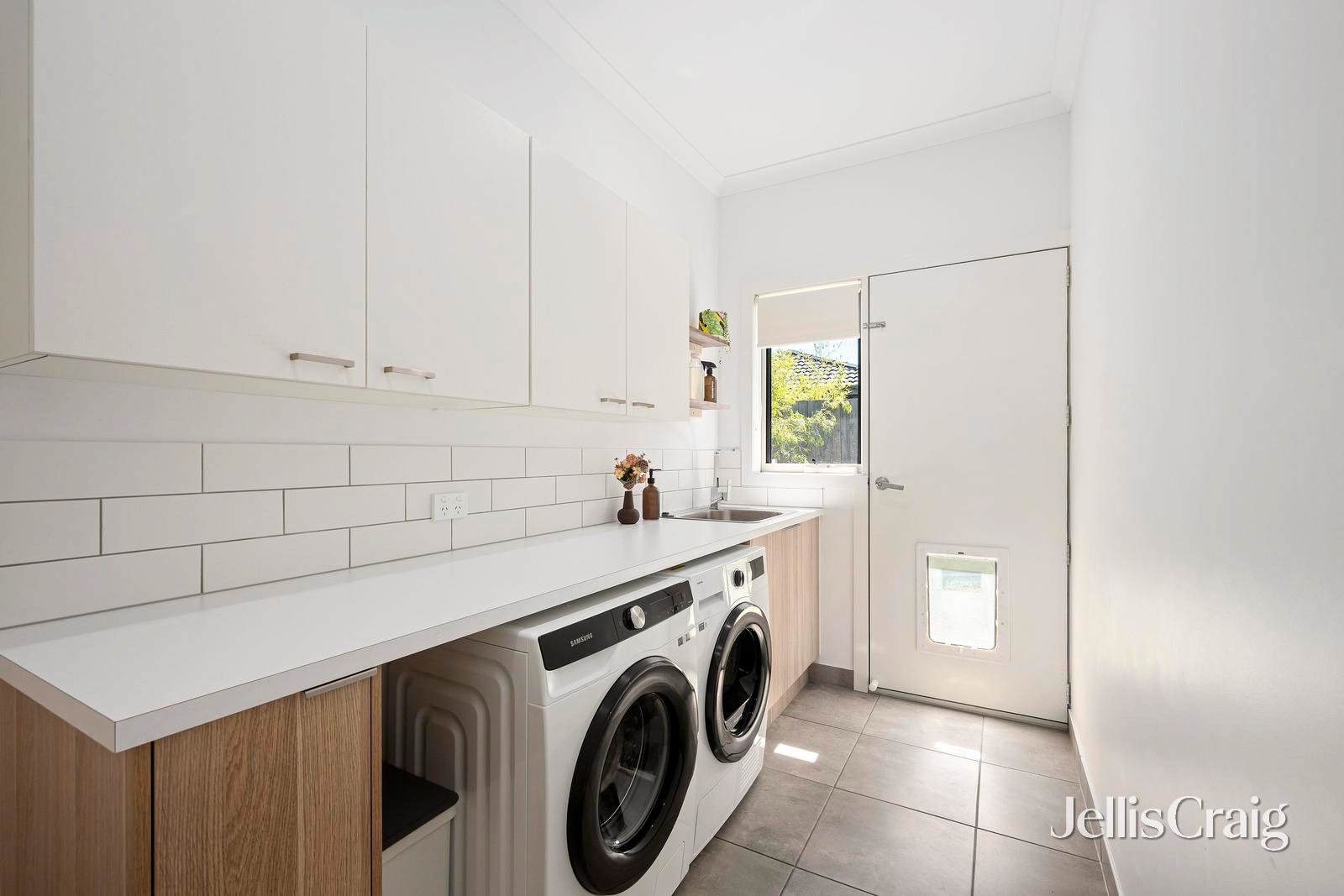 114A Esther Crescent, Mooroolbark image 12