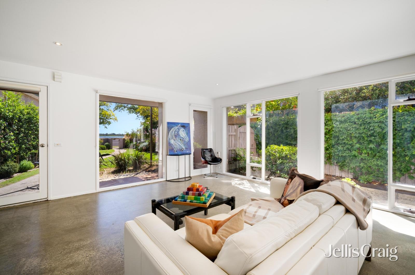 114A Wendouree Parade, Lake&nbsp;Wendouree image 4