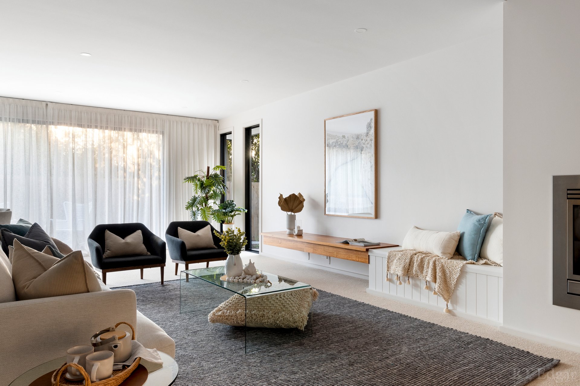 Property Gallery Thumbnail 3