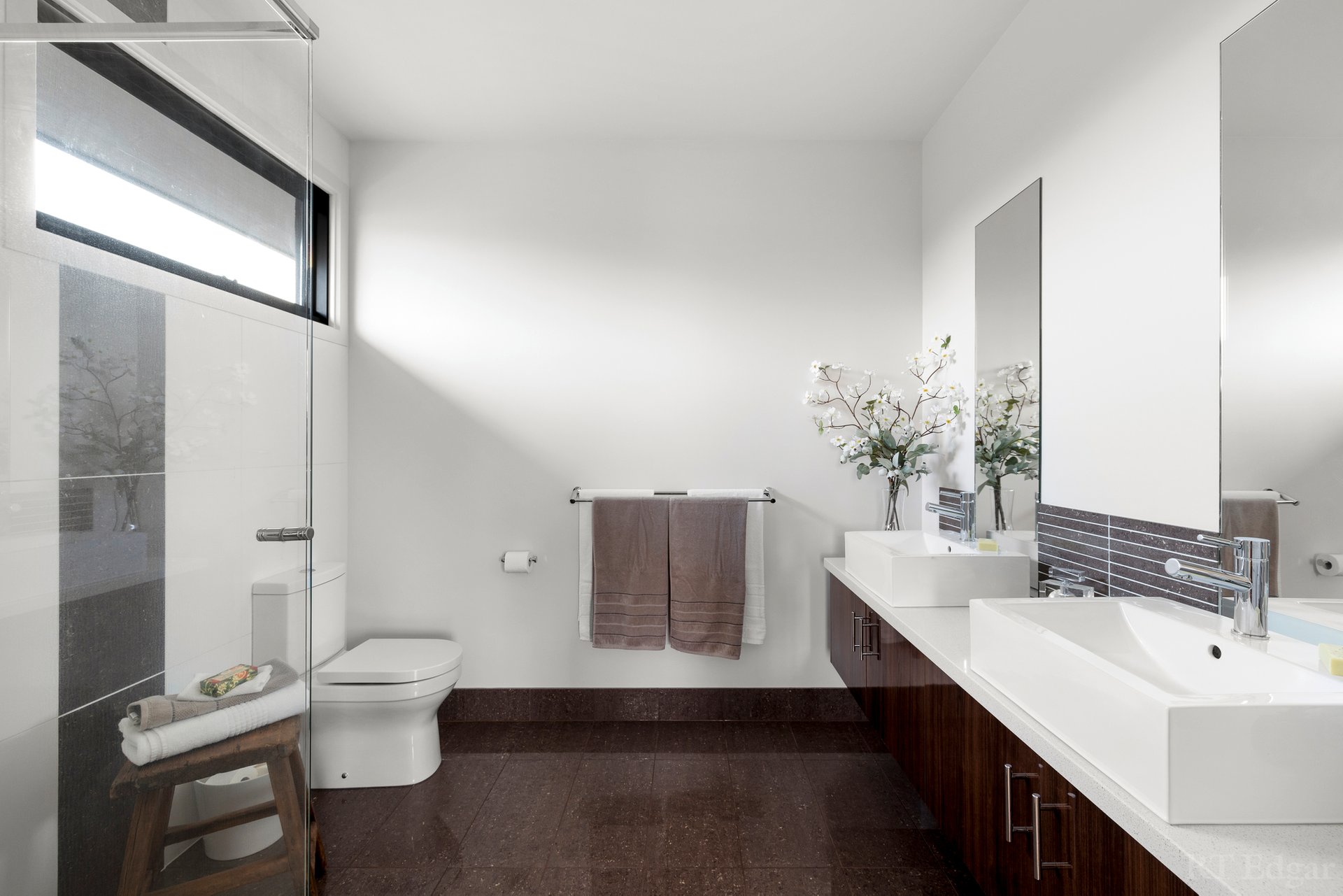 Property Gallery Thumbnail 16
