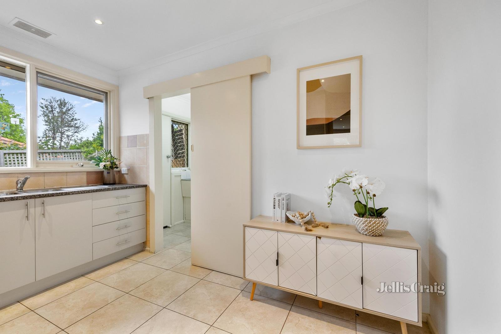 1/15-17 Bass Street, Box Hill image 6