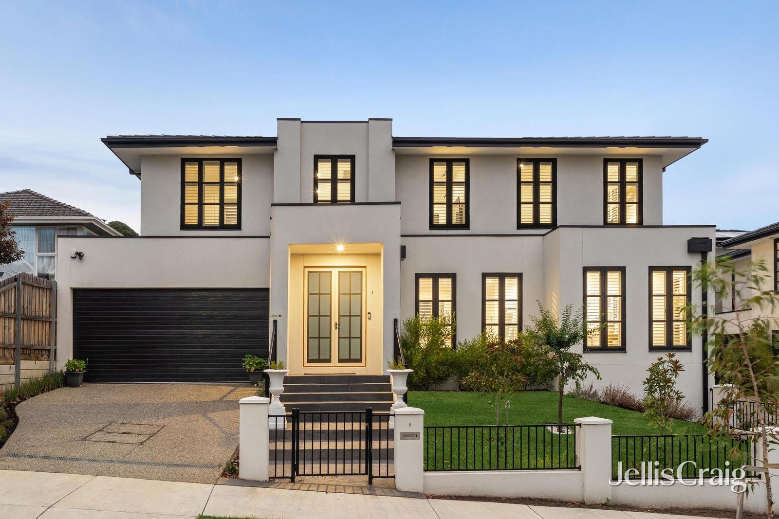 1/15-17 Hazel Drive, Templestowe&nbsp;Lower image 1