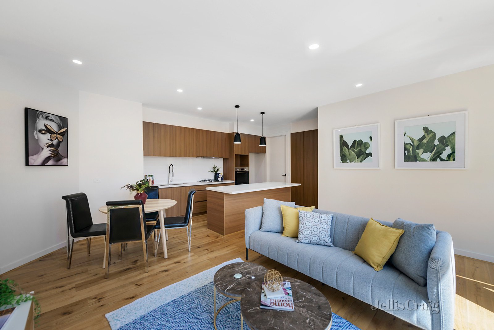 1/15 Ascot Street, Doncaster East image 2
