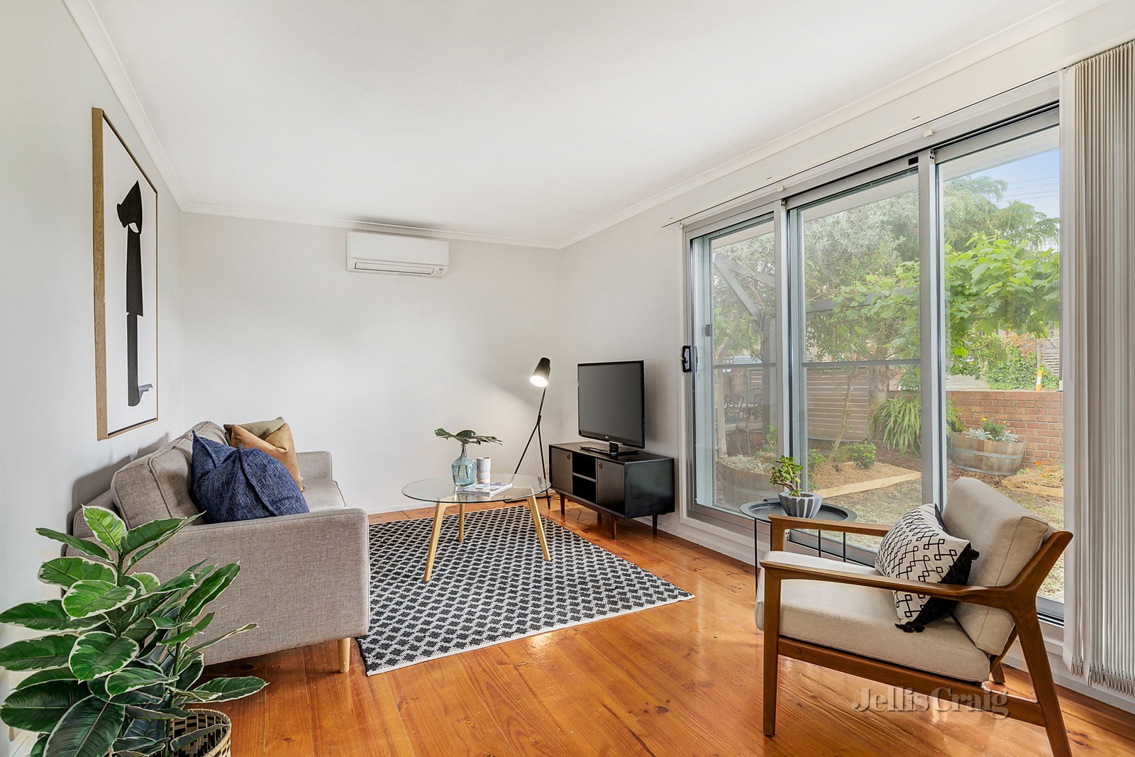 1/15 Ballantyne Street, Thornbury image 2