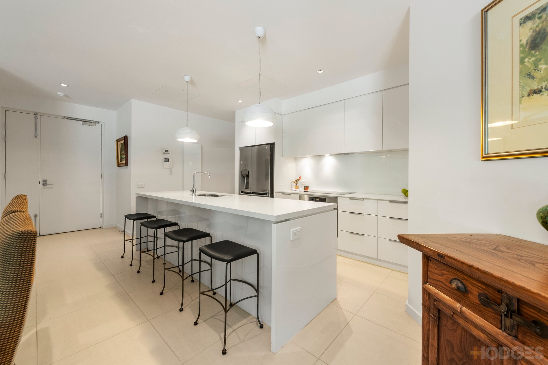 1 / 15 Beach Road Hampton