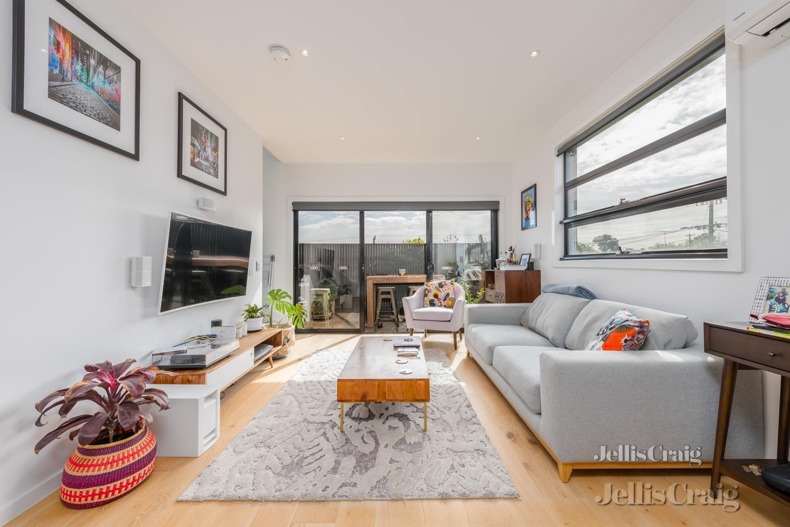 1/15 Bent Street, Brunswick West image 3