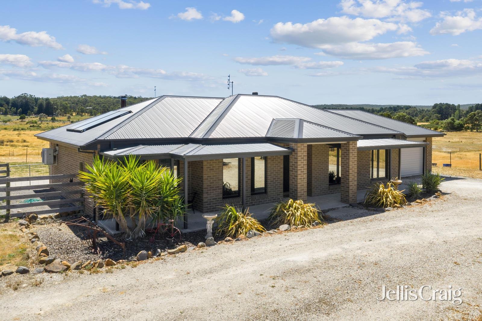 115 Careys Road, Scarsdale image 22