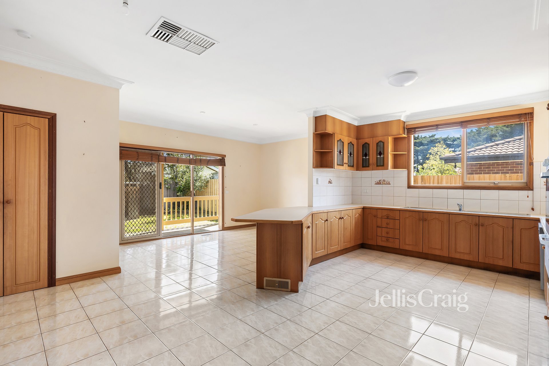 115 Church Street, Whittlesea image 5
