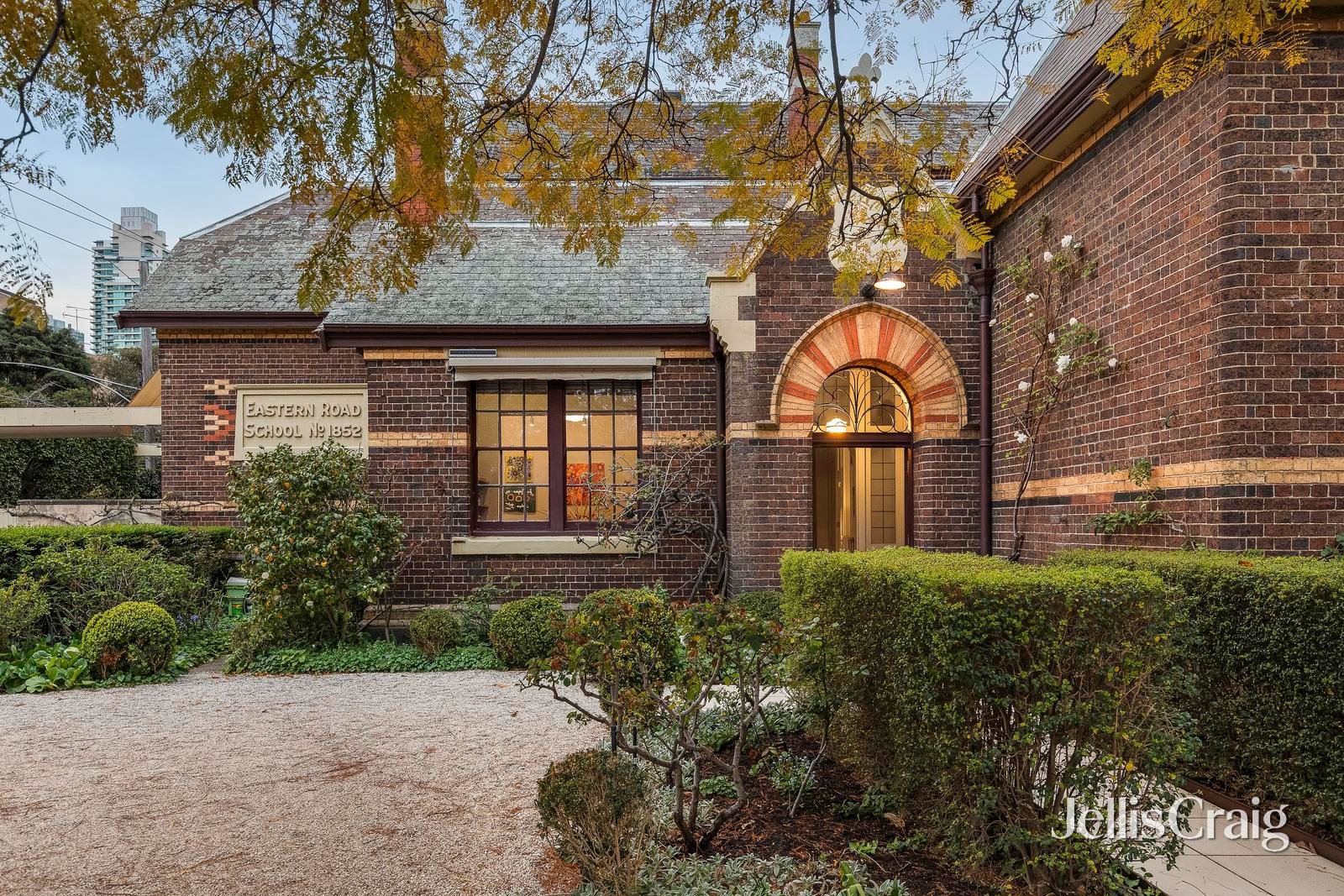 115 Eastern Road, South Melbourne image 2