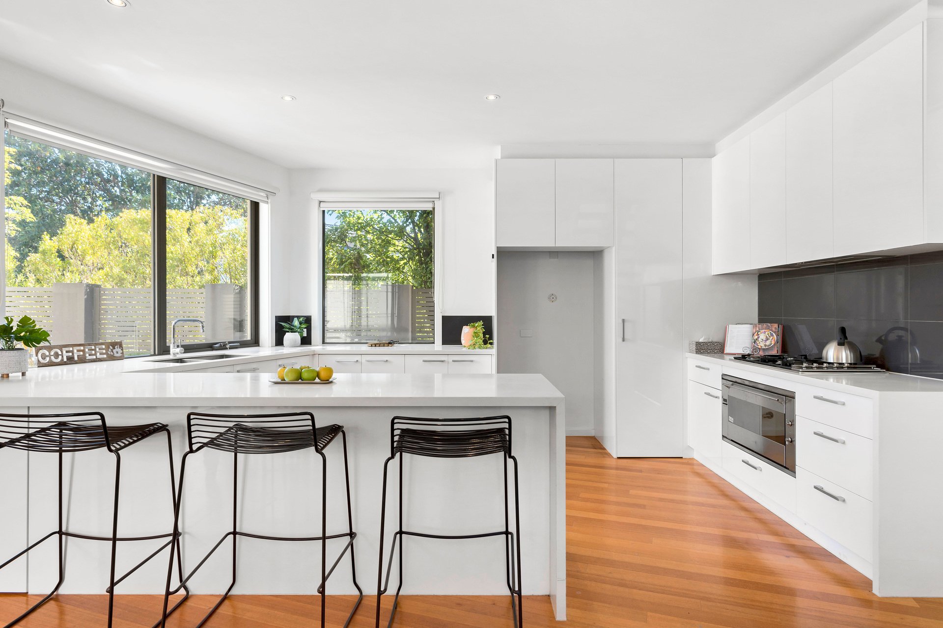 Property Gallery Thumbnail 3