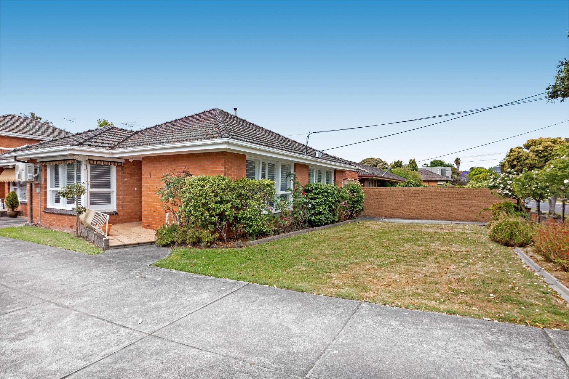 1 / 15 Gillard Street BRIGHTON EAST
