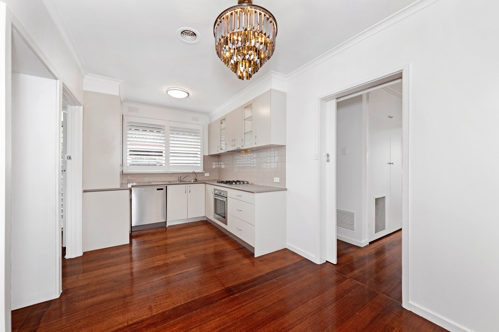 1 / 15 Gillard Street BRIGHTON EAST