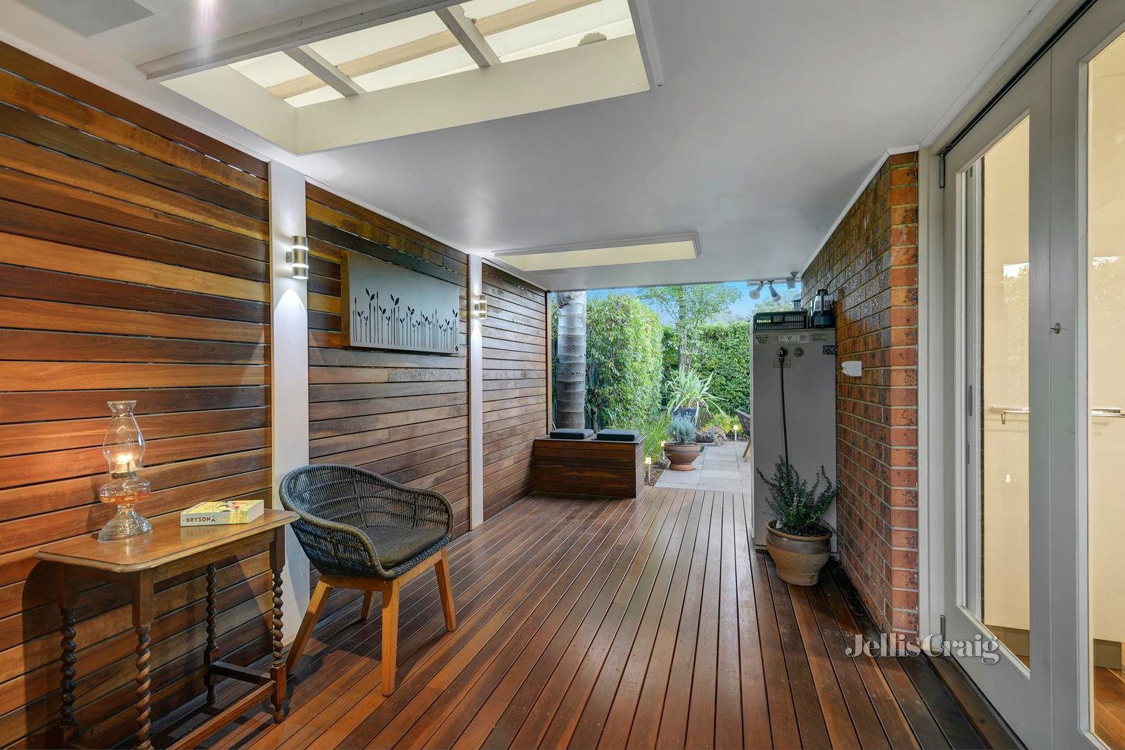 1/15 Hemingford Road, Bentleigh East image 12