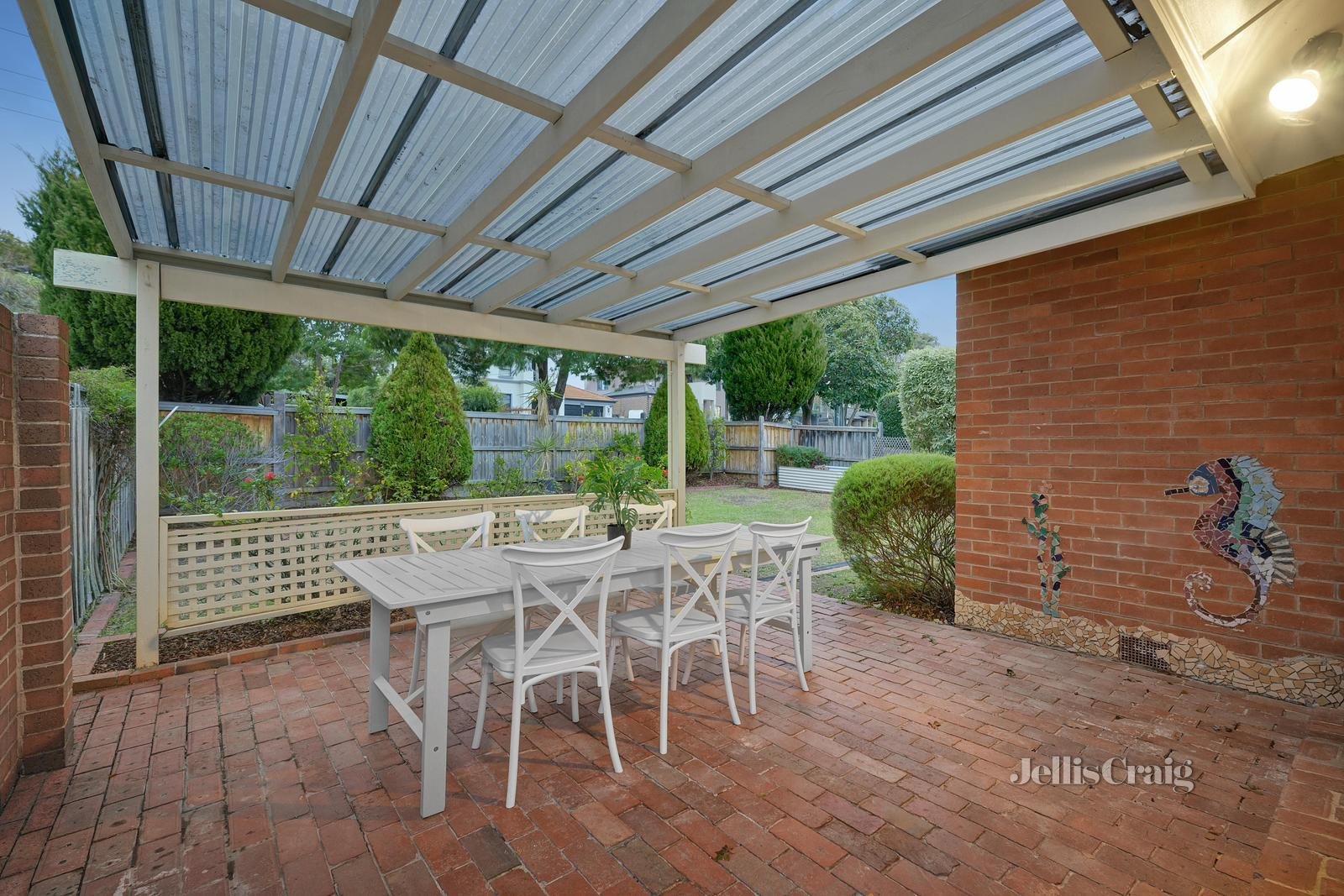 1/15 Illuka Crescent, Mount Waverley image 9