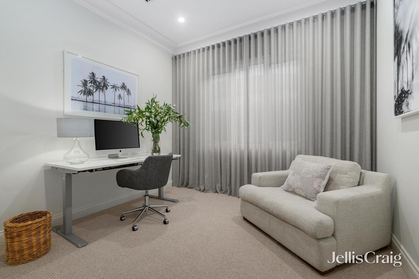 115 Lake Road, Blackburn image 7