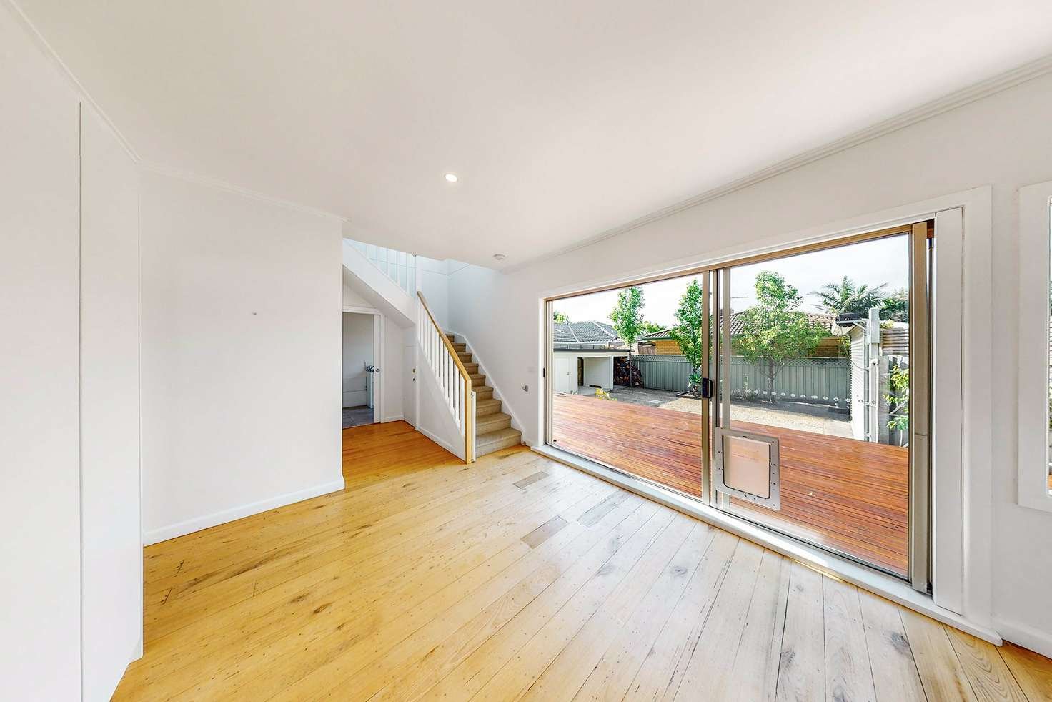 1/15 Latham Street, Bentleigh East image 4