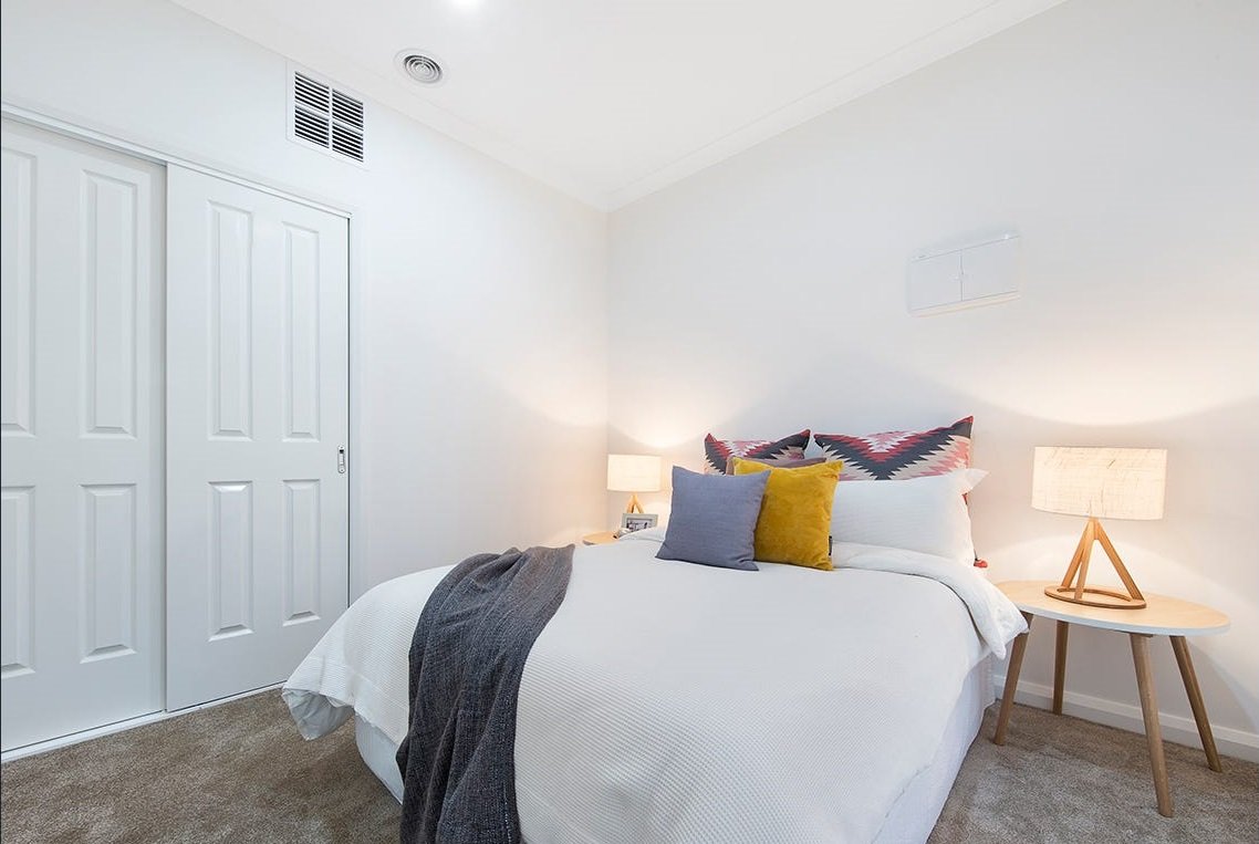 1/15 Leman Crescent, Noble Park image 5