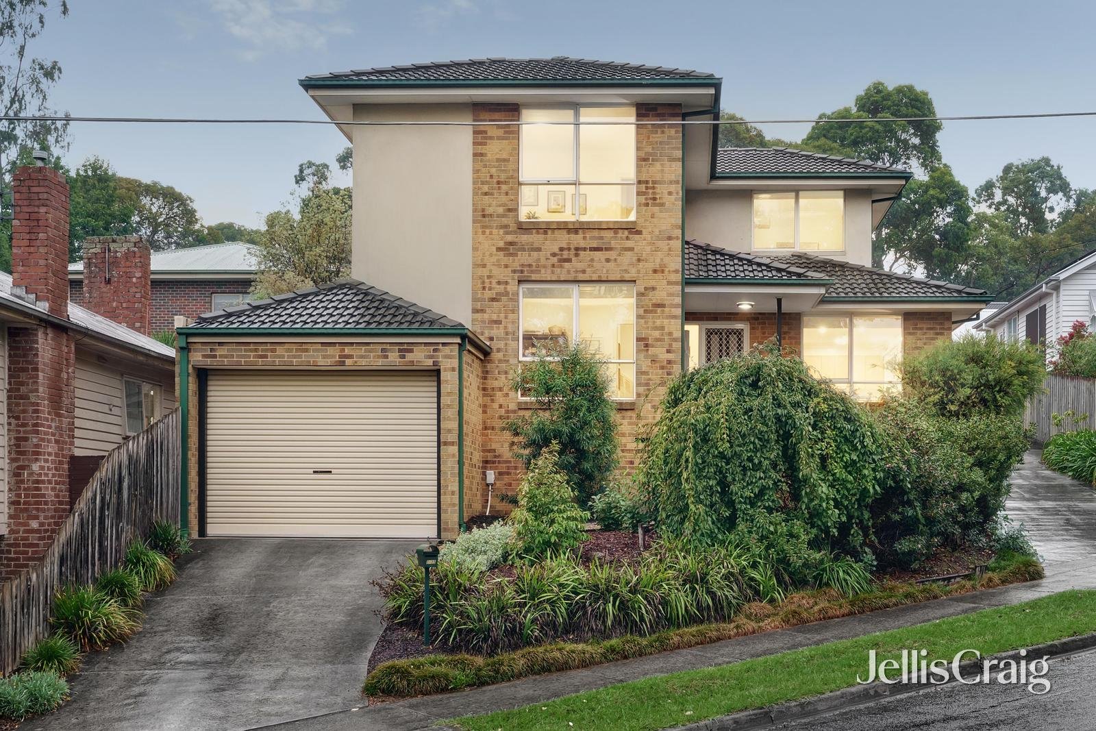 1/15 Paton Street, Montmorency image 1