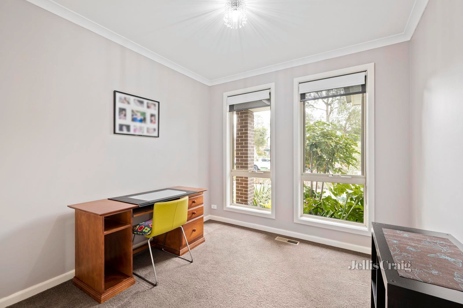 1/15 Ricky Court, Mooroolbark image 8
