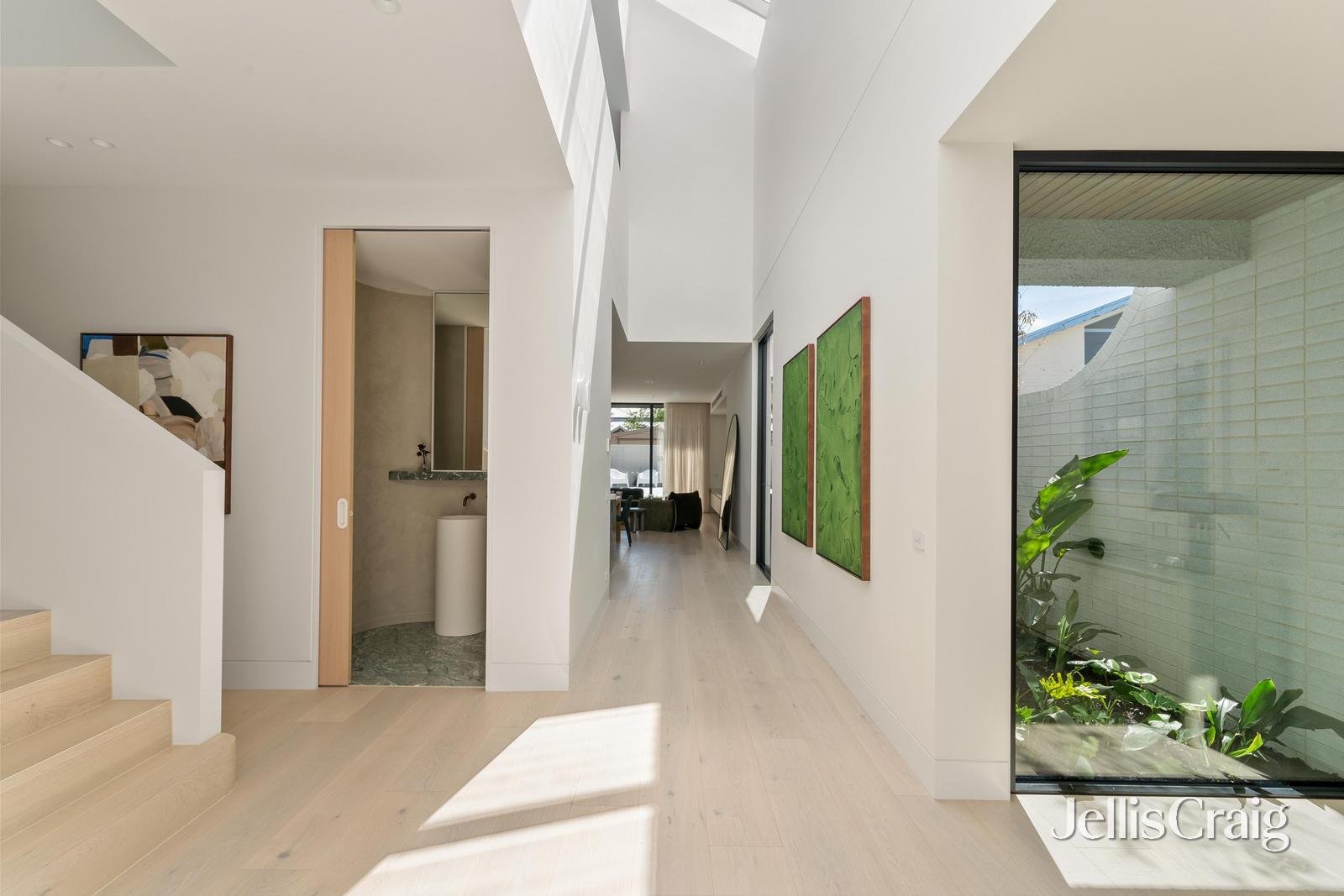 115 Roberts Street, Northcote image 3