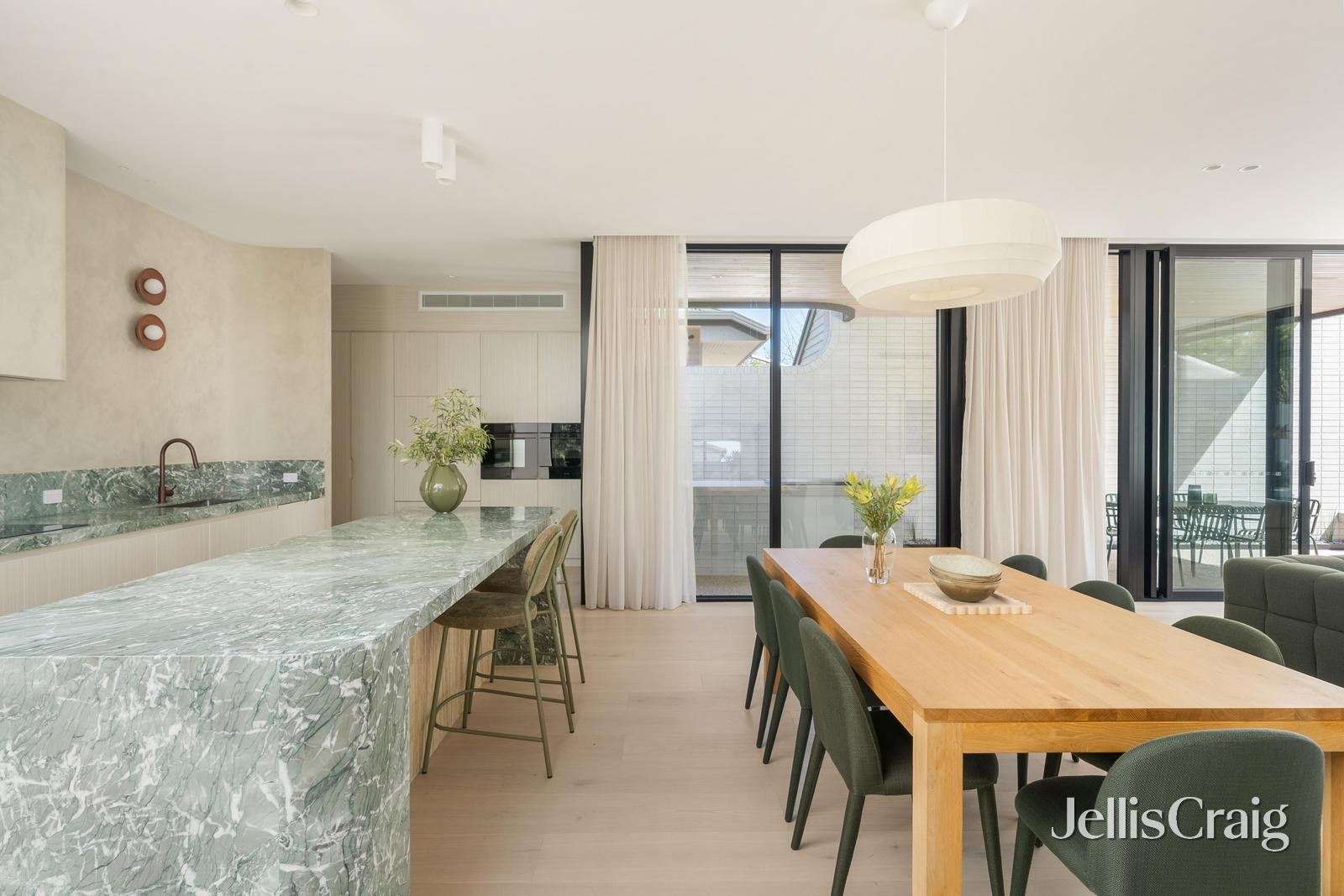 115 Roberts Street, Northcote image 6