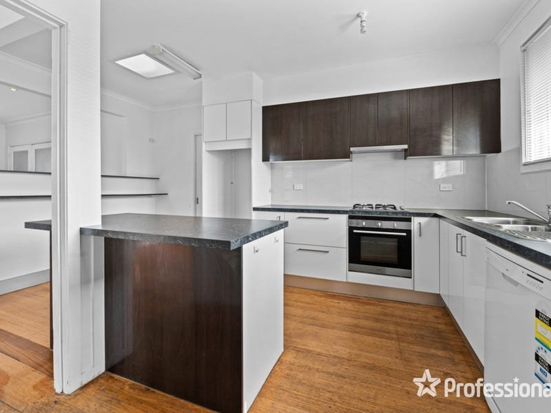 1/15 Selkirk Avenue, Wantirna image 6