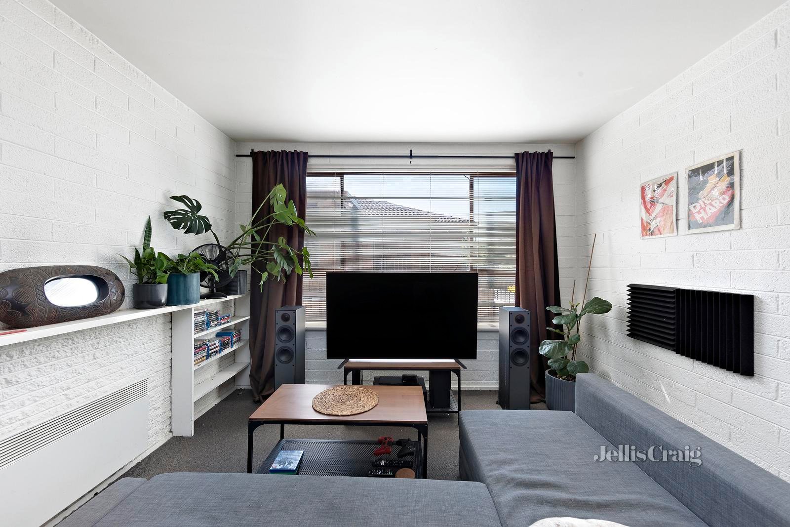 1/15 Shaftesbury Street, Essendon image 2