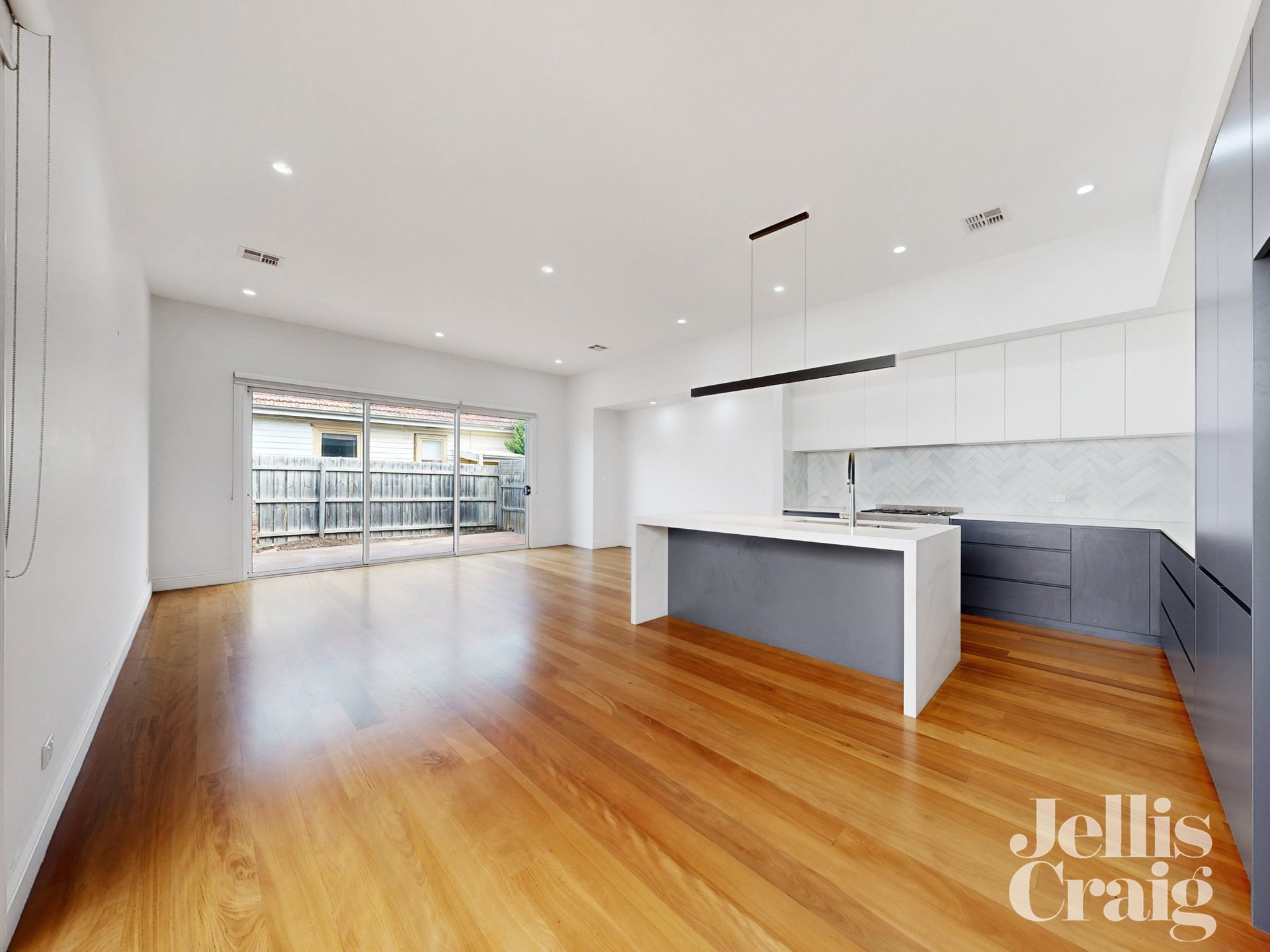 115 St Leonards Road, Ascot Vale image 2