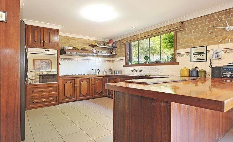 115 Walker Street, Black Hill image 2