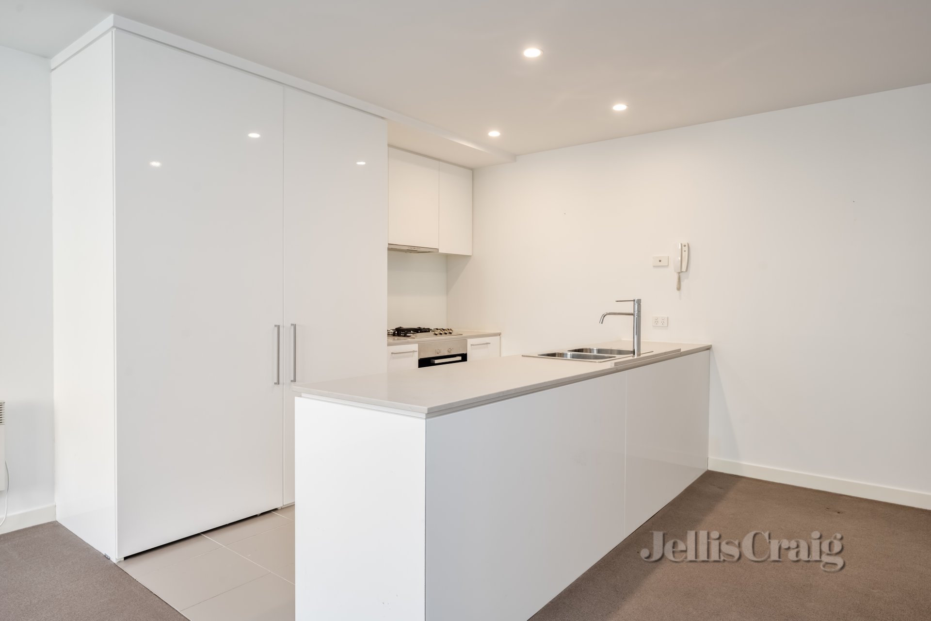 11/5 Warner Street, Malvern image 1