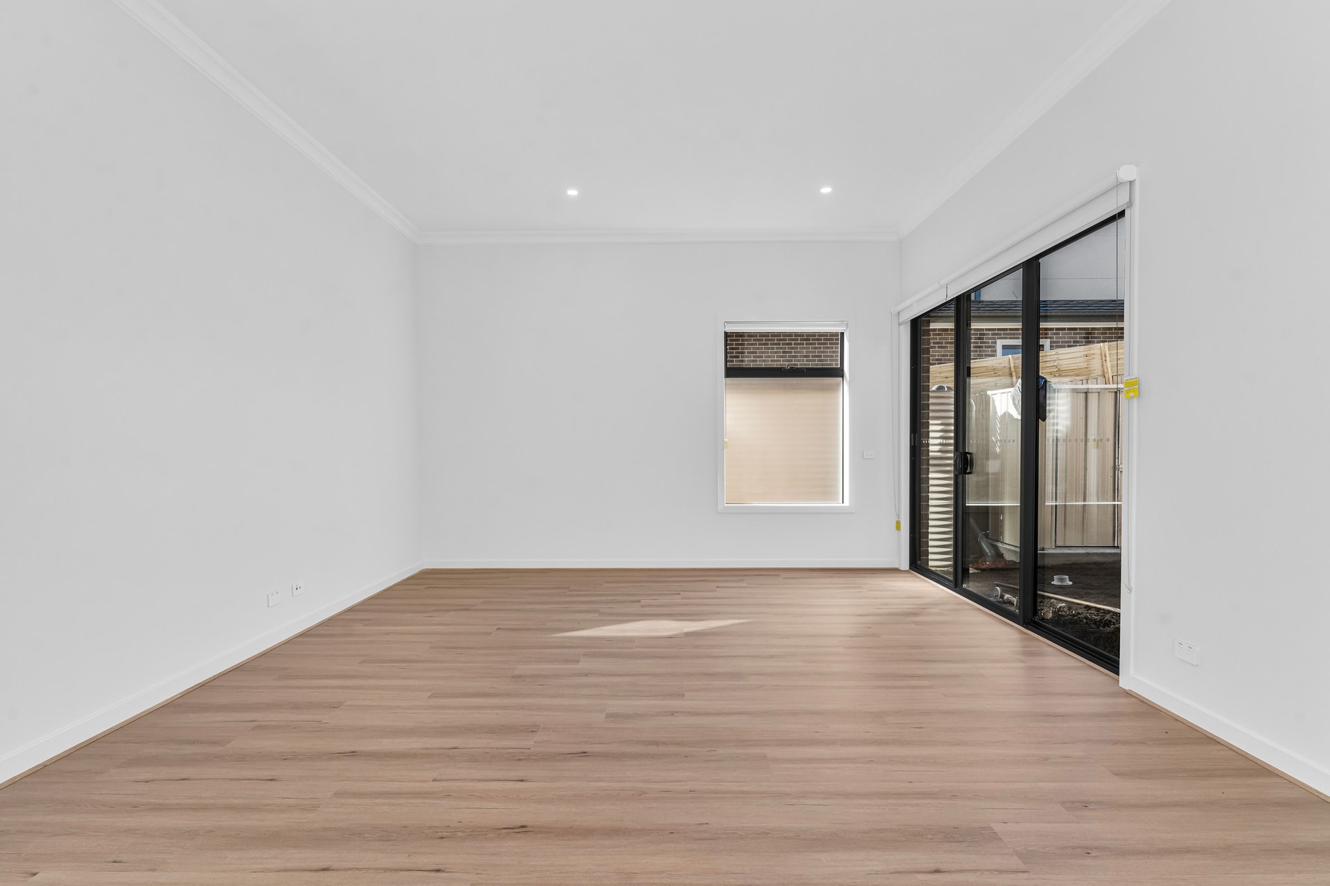 1/15 Wilga Street, Mount&nbsp;Waverley image 2